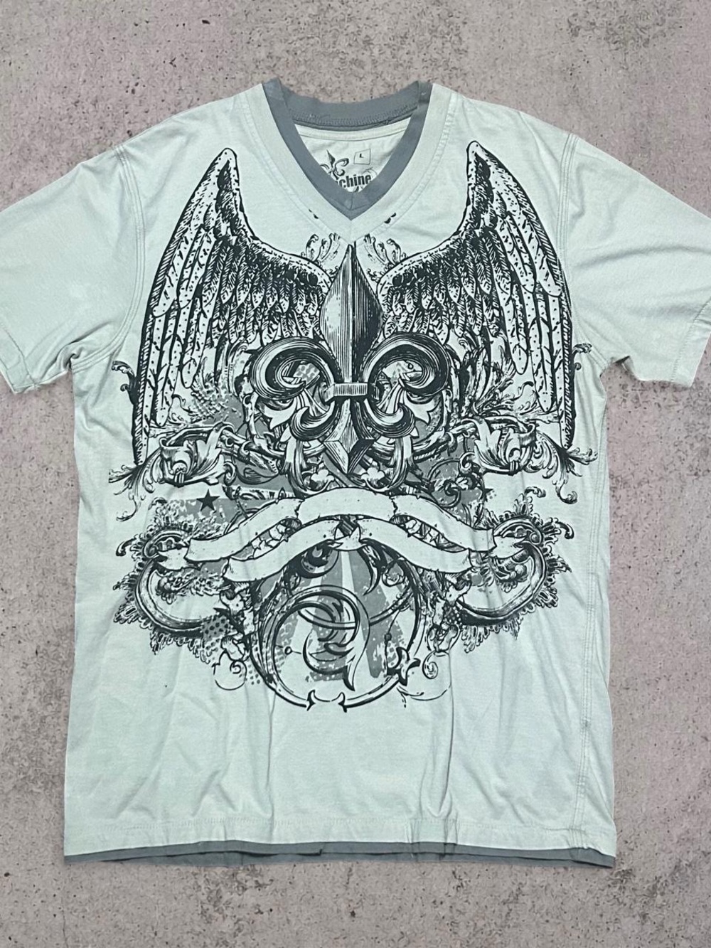 Machine Grey Wings Fleur De Lis Graphic V-Neck Tee Large